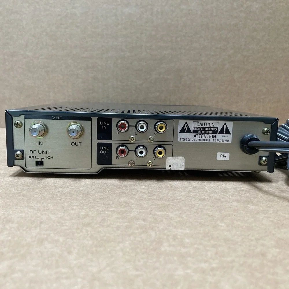 SONY XV-D300 Digital Video Adapter Video Effects Processor Remote Vintage Tested